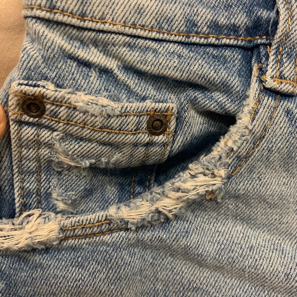 Zara distressed denim mini skirt size small 💙 - Picture 8 of 13